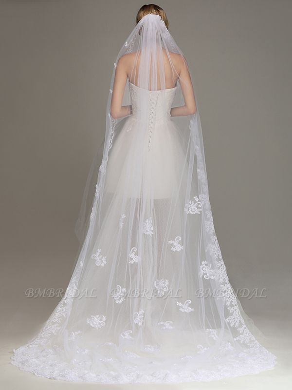 BMbridal One Layer Wedding Veil with Comb Lace Edge Appliqued Bridal Veil