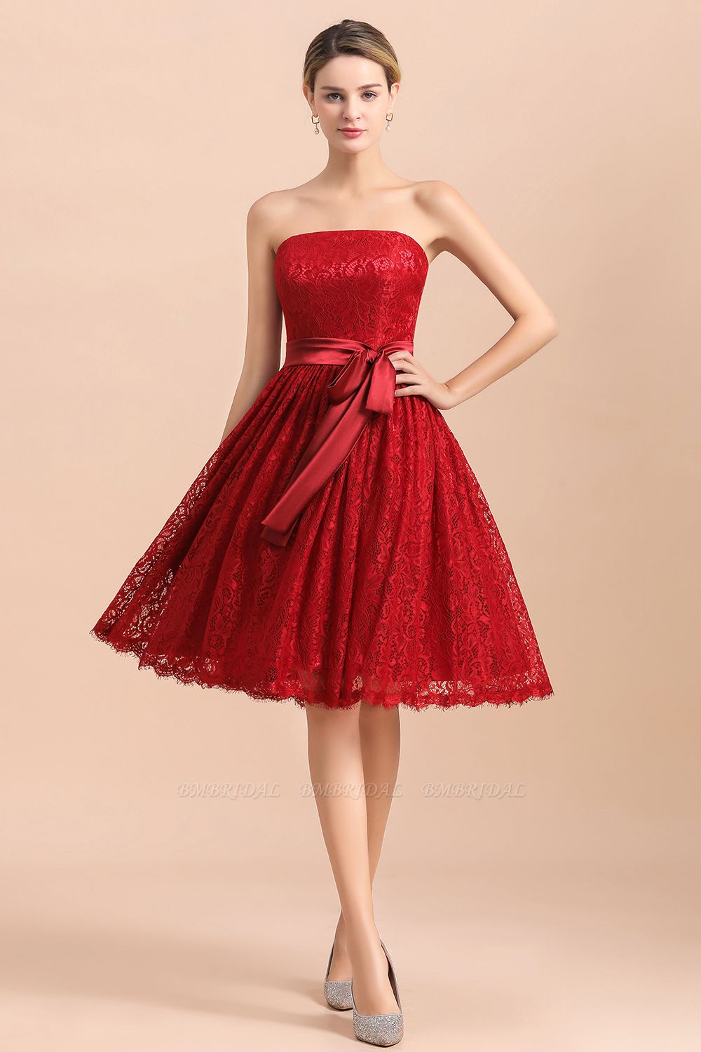 nægte fyrretræ kollision BMbridal Pretty Strapless Red Lace Bridesmaid Dresses Sleeveless Short  Wedding Party Dress with Sash | BmBridal
