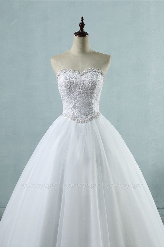 BMbridal Affordable Strapless Tulle Lace Wedding Dresses Sweetheart Sleeveless Bridal Gowns with Pearls Online