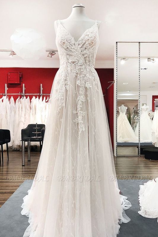 BMbridal Eye-taking Sleeveless Tulle V Neck Lace A-Line Wedding Dresses