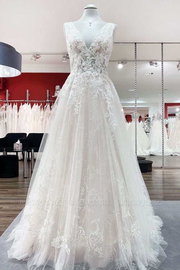 BMbridal Elegant Tulle Deep V Neck Sleeveless Lace A-Line Weddding Dresses