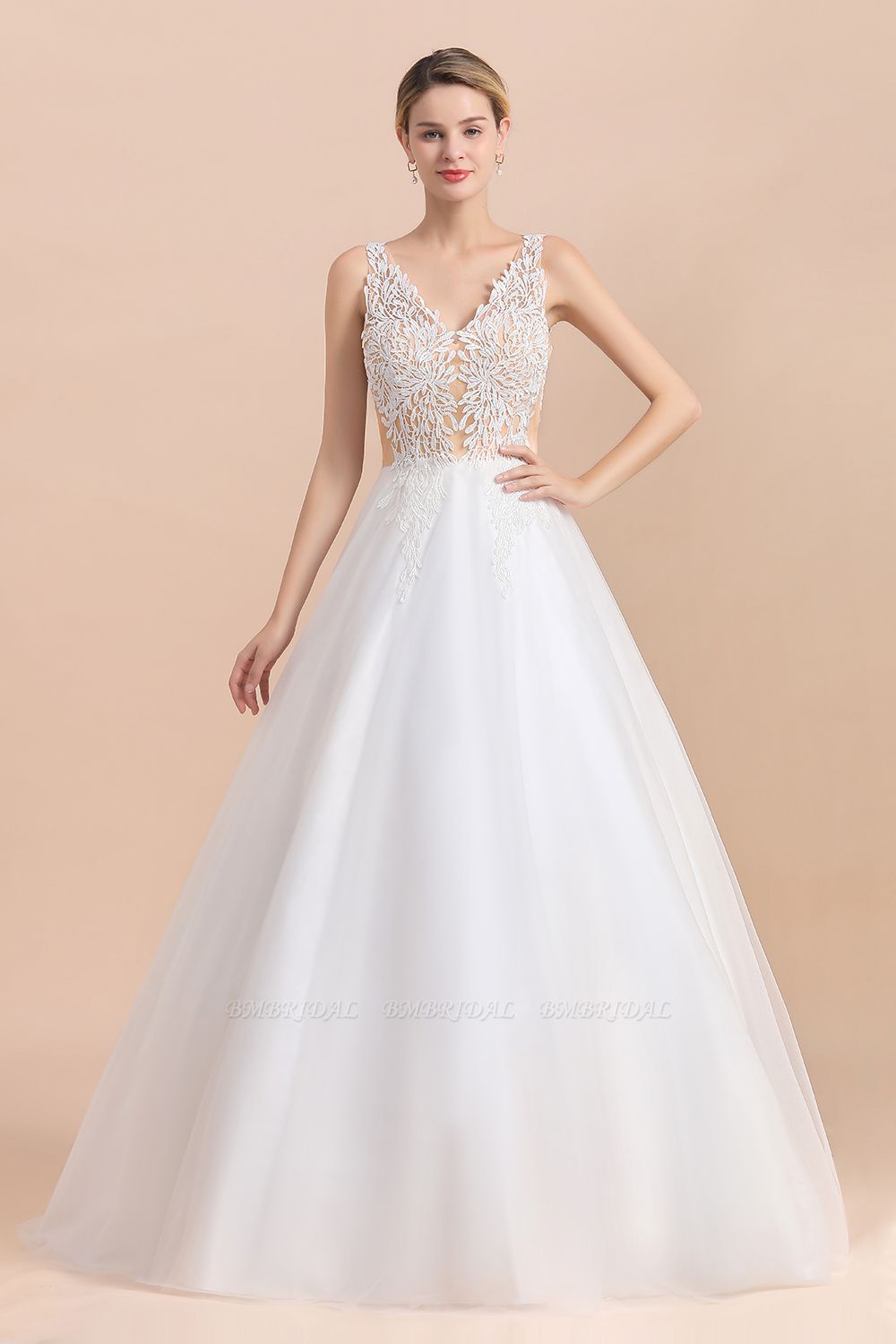 BMbridal Boho V-Neck Lace Wedding Dress Tulle Appliques Sleeveless Bridal Gowns On Sale