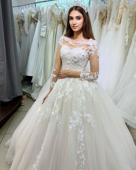 BMbridal Long Sleeves Princess Ball Gown Wedding Dress With Lace Appliques_3
