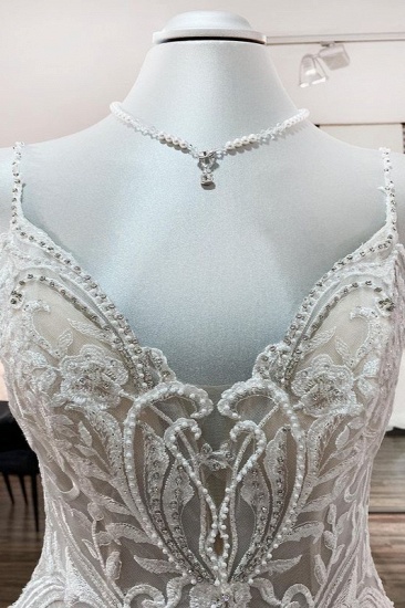 BMbridal Tulle Spaghetti Straps V Neck Lace Ruffles Ivory Wedding Dresses_6
