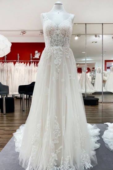 BMbridal Spaghetti Straps V Neck Tulle Ivory Lace A-Line Wedding Dresses_1