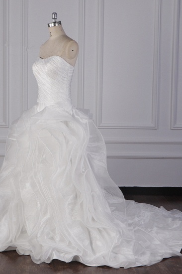 BMbridal Stilvolles trägerloses weißes Brautkleid aus Organza mit Rüschen und ärmellosen Brautkleidern im Angebot_4