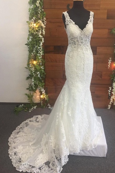 BMbridal Elegant Straps V-Neck Tulle Wedding Dress Mermaid Appliques Sleeveless Beadings Bridal Gowns Online_1